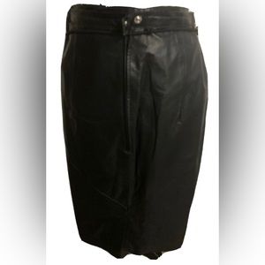Phoenix Outerwear skirt Black leather straight Pencil Size 12/14 zip back 32w